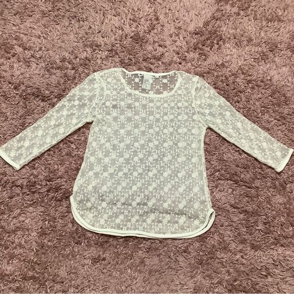 American Rag Cream Fairycore Sheer Floral Lace Blouse Size Small - Picture 8 of 12